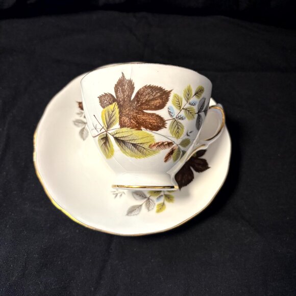 Queen Anne China Cup and Saucer - Picture 1 of 4